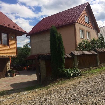 Sadyba Hatynka Jaremtsche Exterior foto