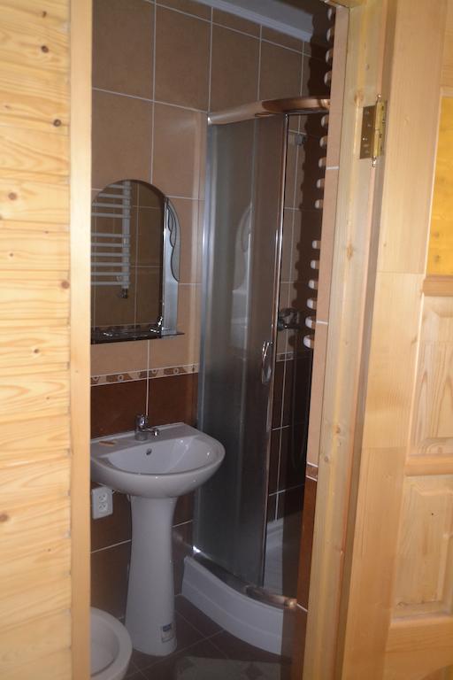 Sadyba Hatynka Jaremtsche Zimmer foto