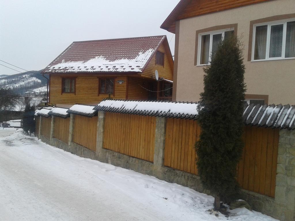 Sadyba Hatynka Jaremtsche Exterior foto